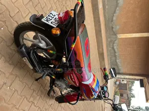 Bajaj CT 125X 2023 Red