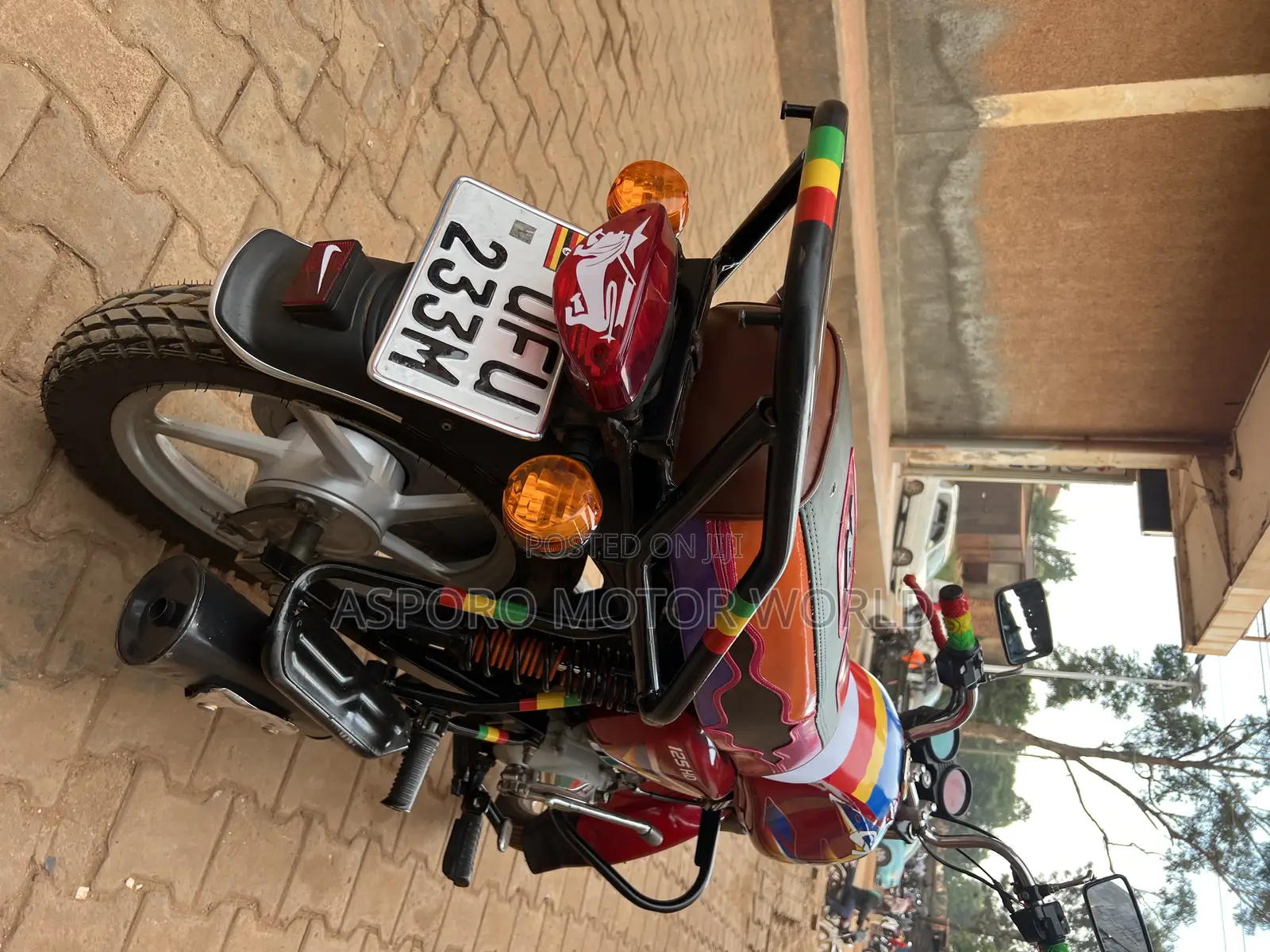 Bajaj CT 125X 2023 Red