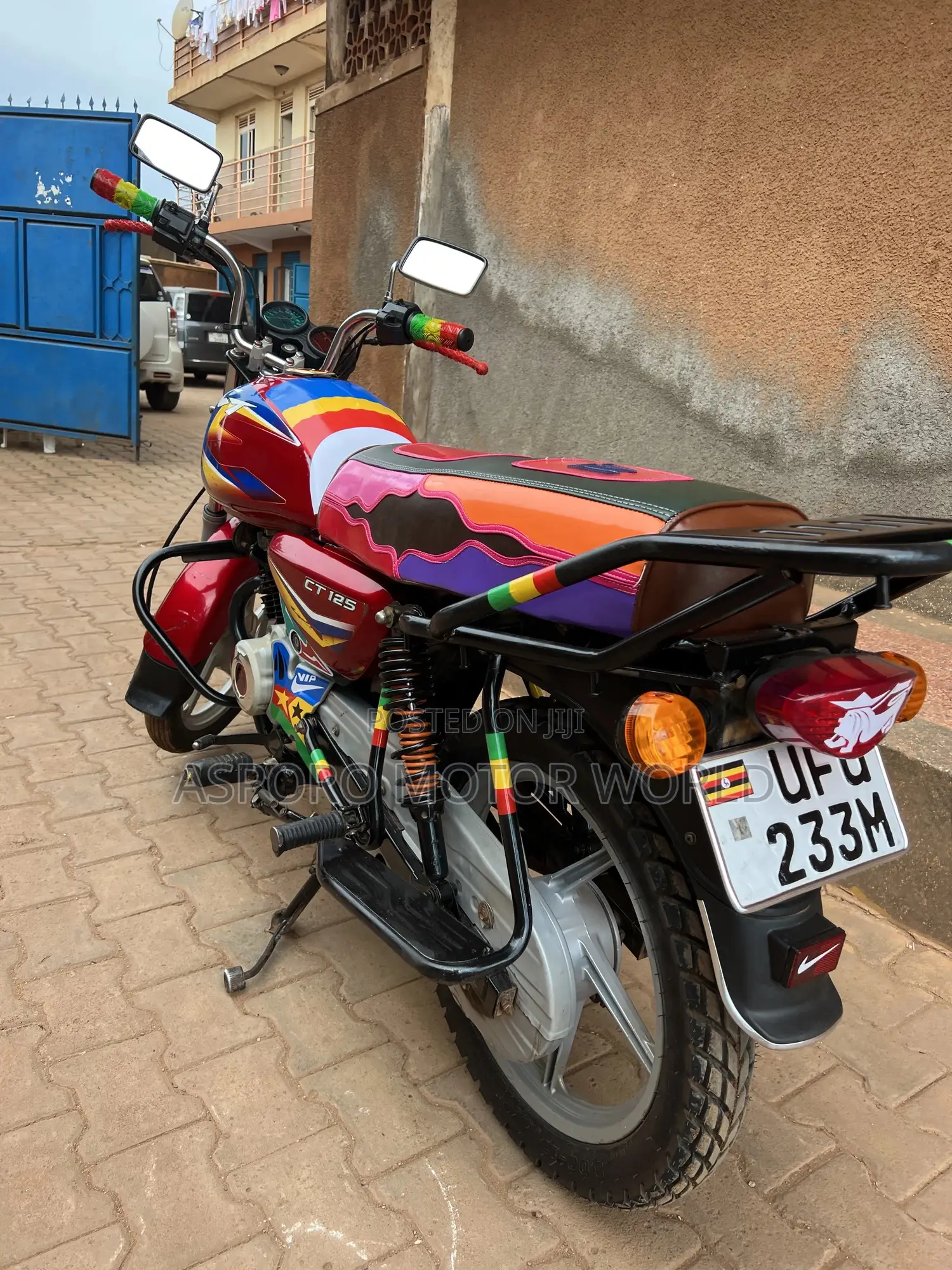 Bajaj CT 125X 2023 Red