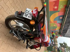 Bajaj CT 125X 2023 Red