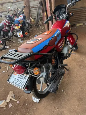 Bajaj CT 125X 2024 Red