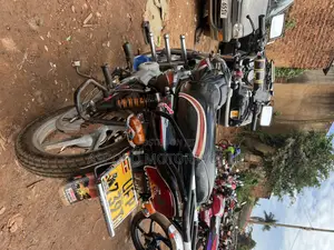 Bajaj CT 125X 2023 Black
