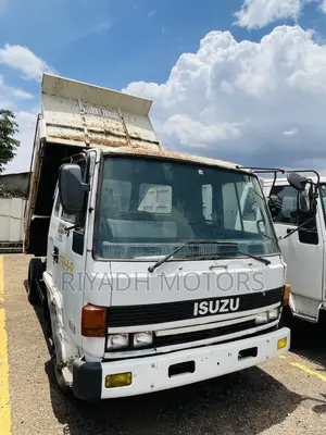 Isuzu Forward Tipper Ordinary