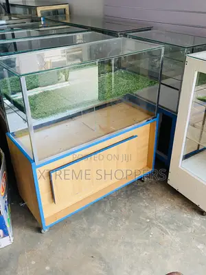White Coner Phone Display /Counter -transparency