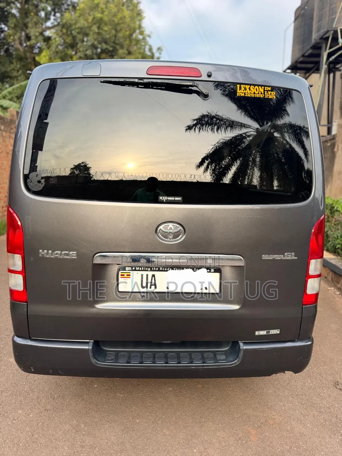 Toyota HiAce 2011 Grey