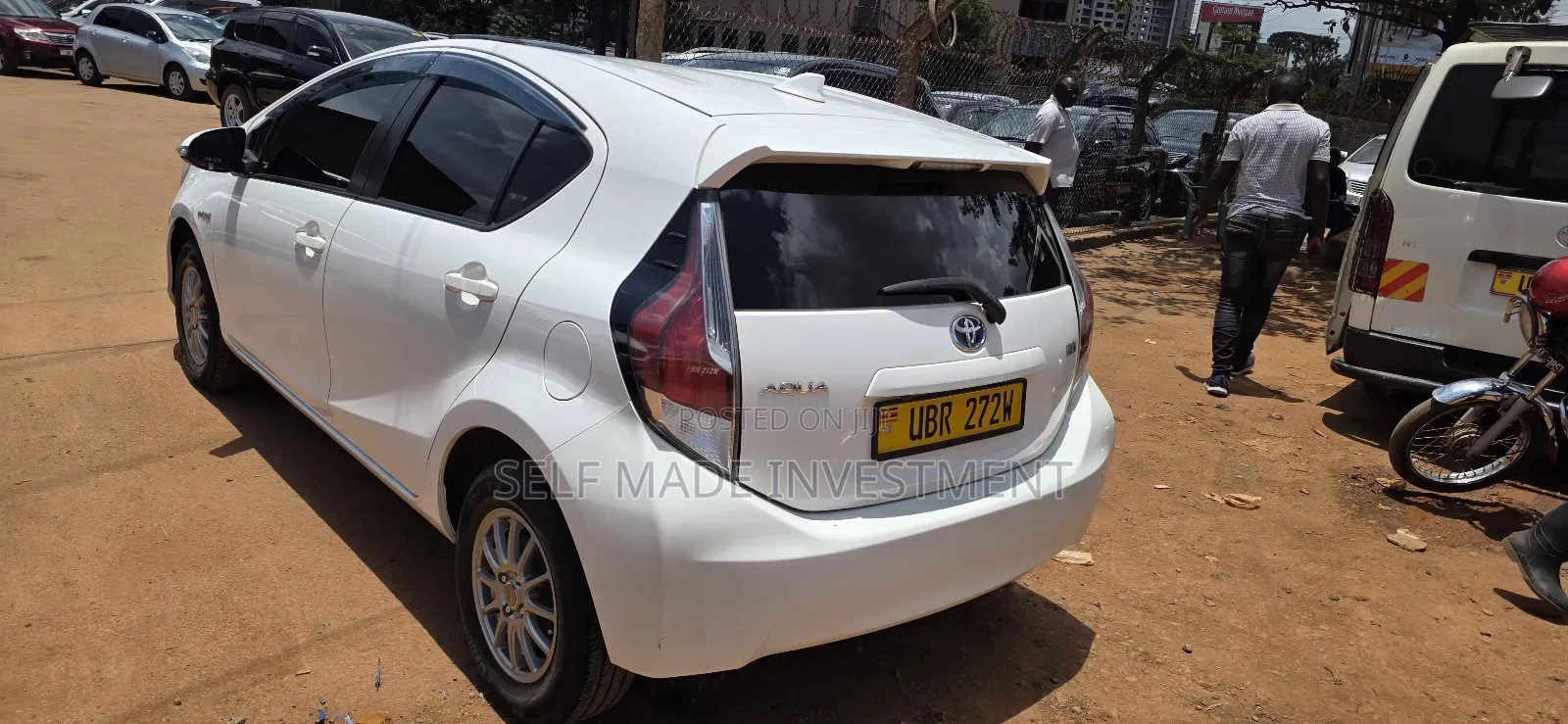 Toyota Aqua 2017 White