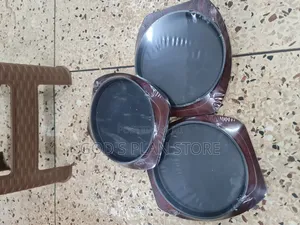 Round Cast Iron Plate With Wooden Underliner