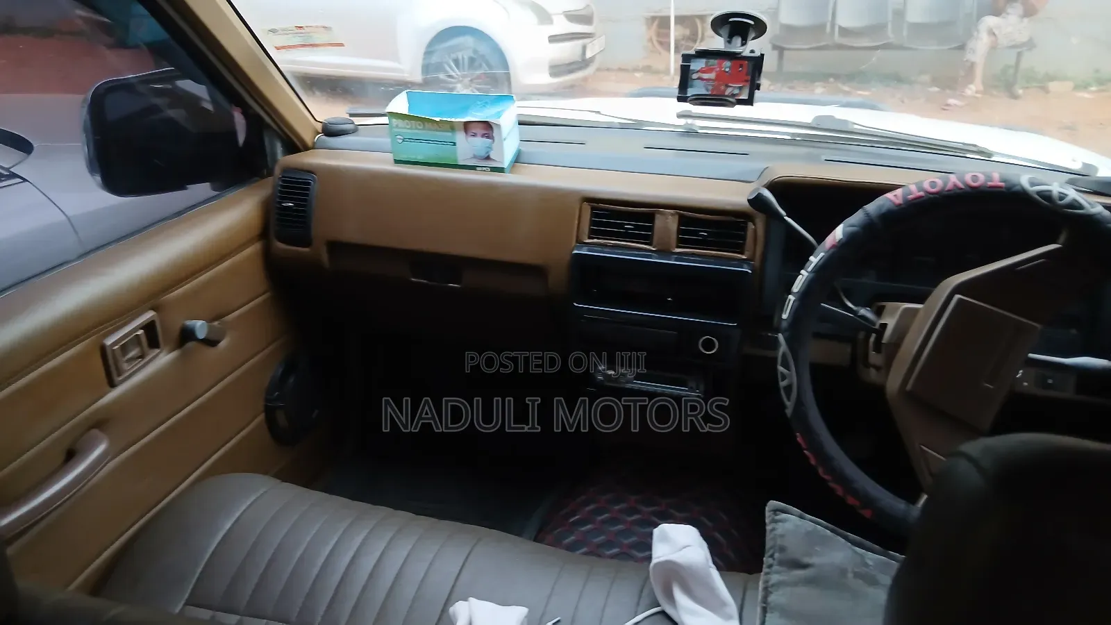 Datsun 1200 1973 White