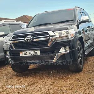 Toyota Land Cruiser 2017 Black