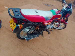 Bajaj CT 125X 2025 Red