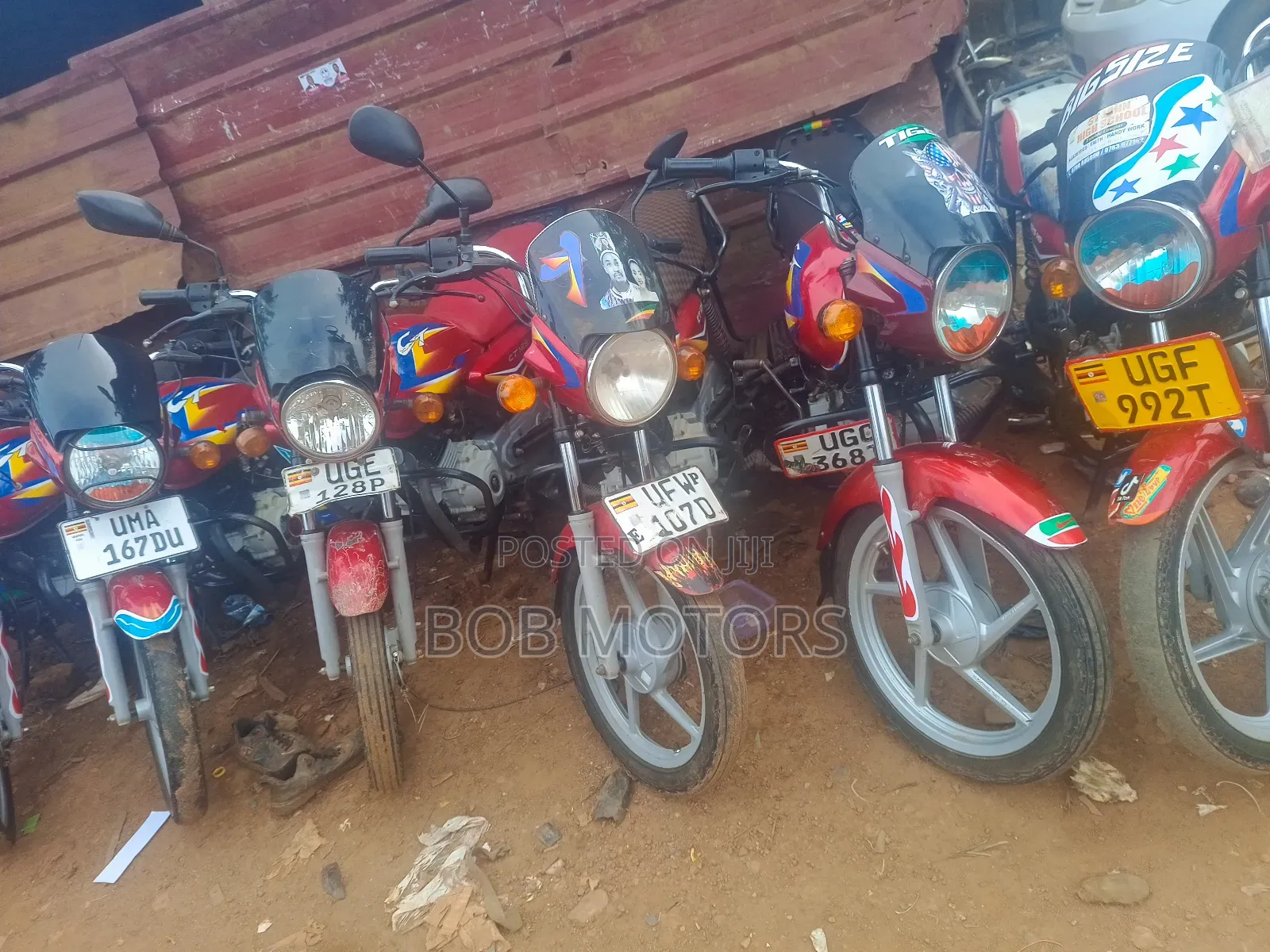 Bajaj CT 125X 2025 Red