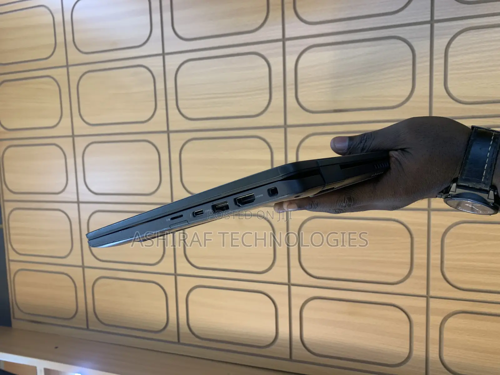 New Laptop Dell Latitude 7420 16GB Intel Core i7 SSD 512GB