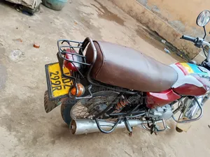 Bajaj Boxer 100 2015 Red