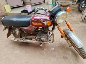 Bajaj Boxer 2017 Red