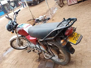 Bajaj Boxer 100 2017 Red