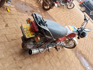 Bajaj Boxer 100 2017 Red