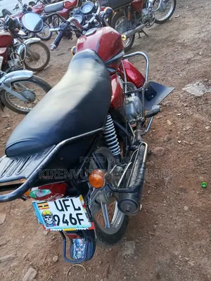 TVS HLX 125 2019 Red