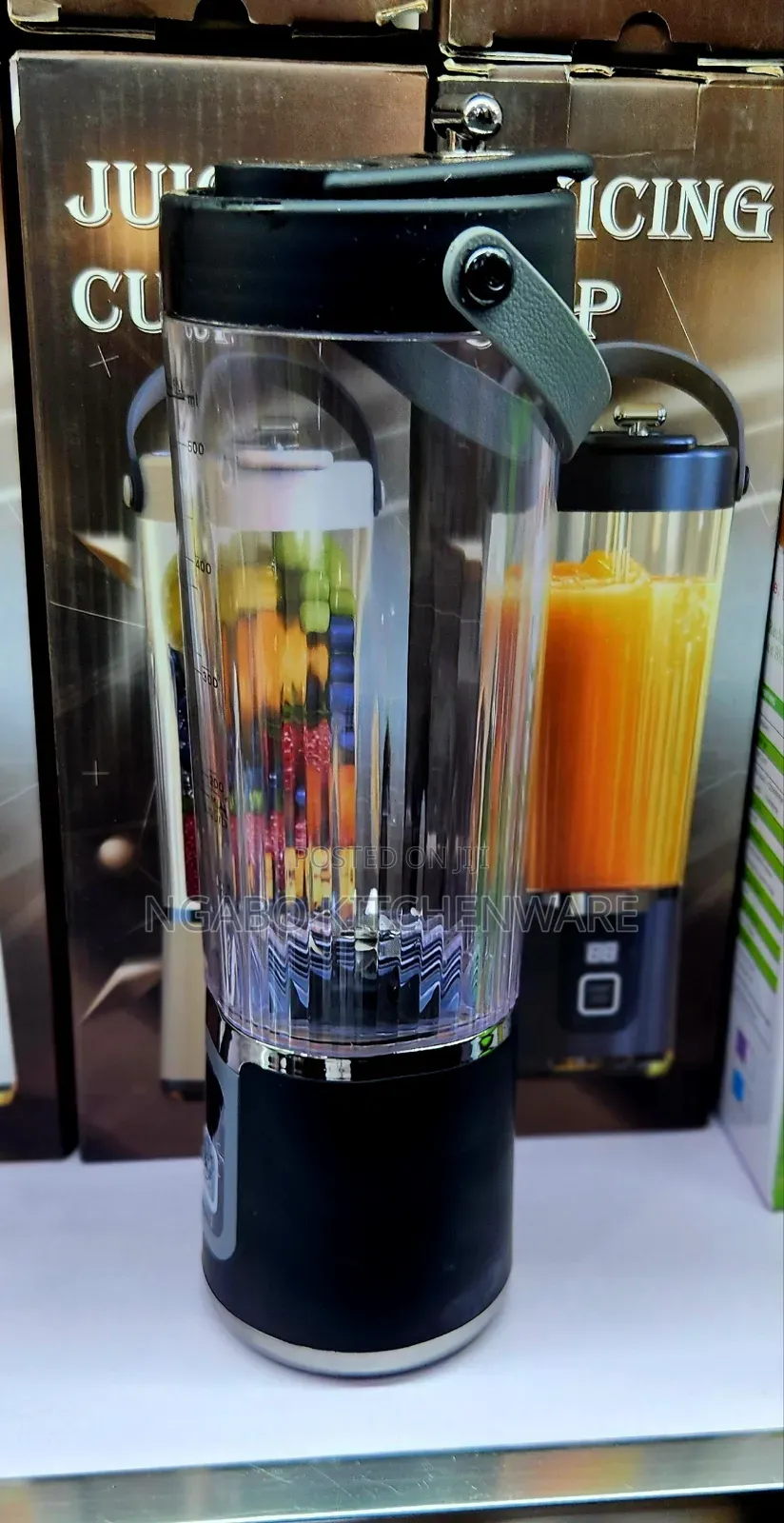 Portable Juicing Cup
