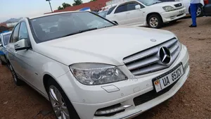 Mercedes-Benz C200 2015 White