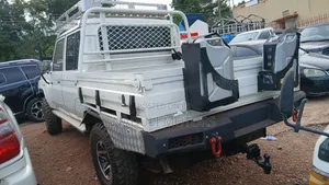 Toyota Land Cruiser 2010 White