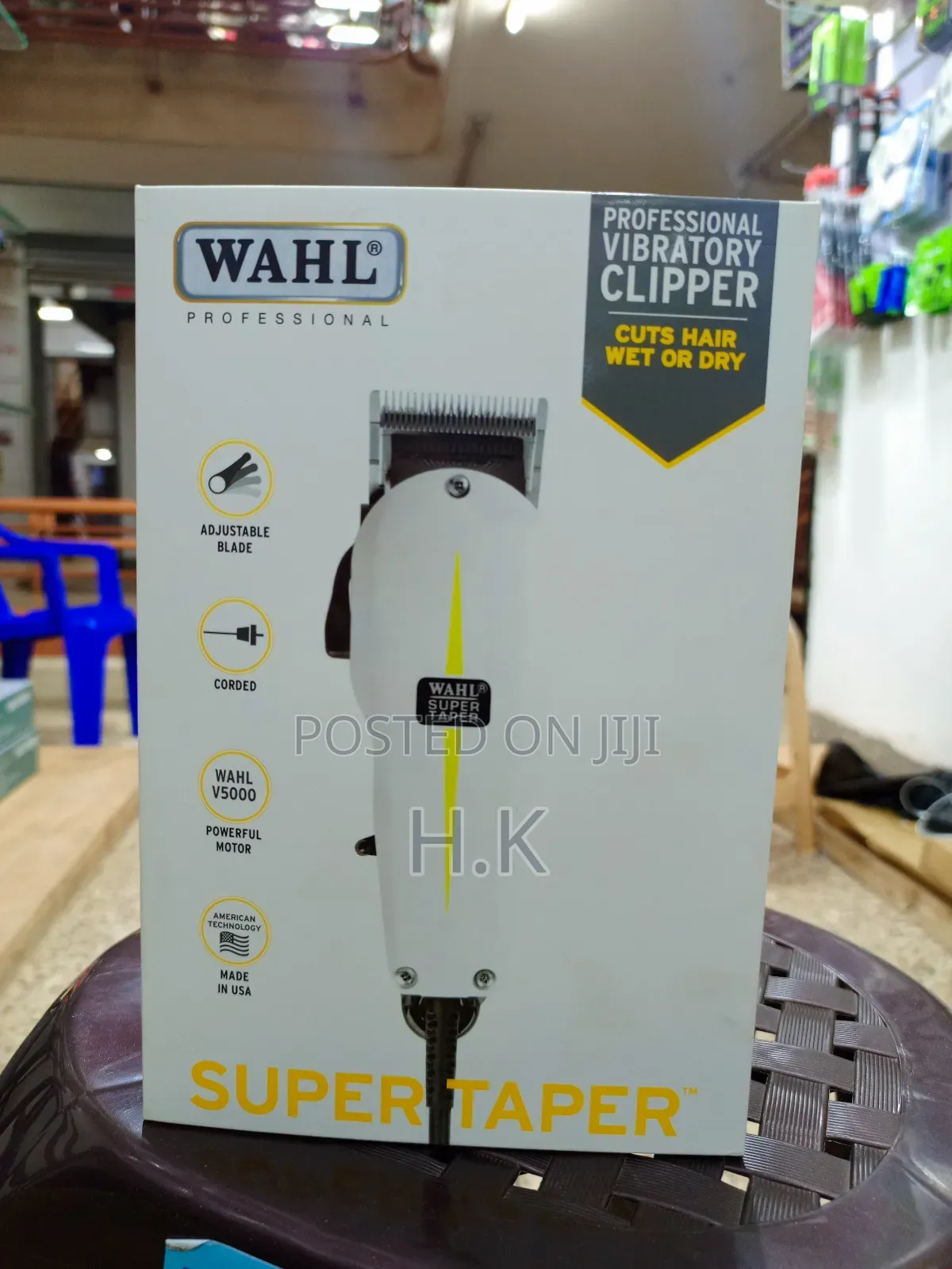 Wahl Super Taper Professional Vibratory Clipper.