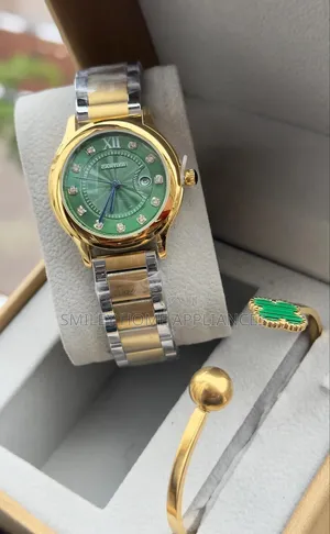 Cartier Women's Wrist Time Gift Box With a Bracelet at Discount