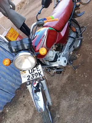 Bajaj Boxer 100 2022 Red