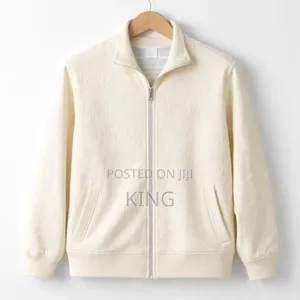 Column Full Zipper Cream Sweater