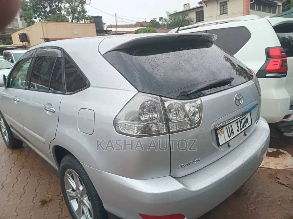 Toyota Harrier 2008 Silver