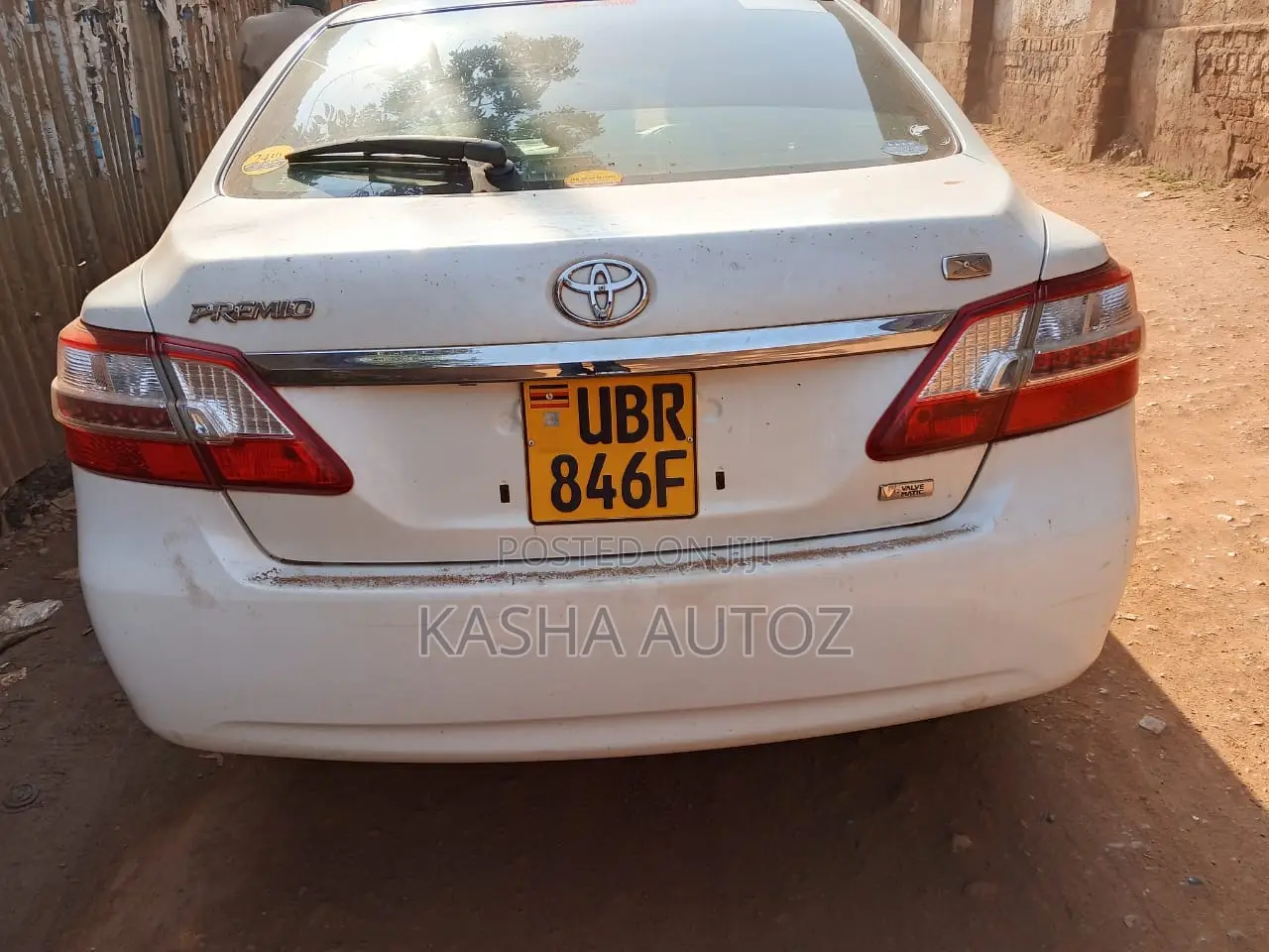 Toyota Premio 2012 White
