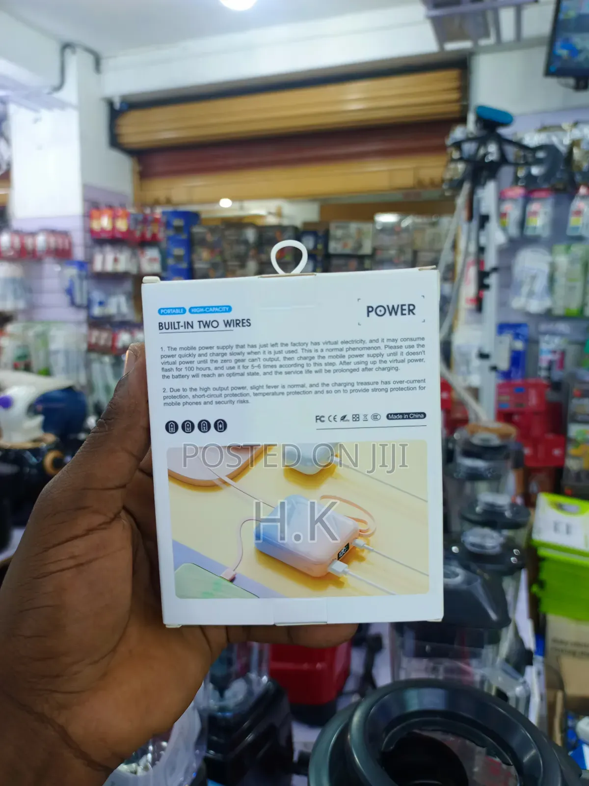 Mini Portable Power Banks 20000mah Built in Cable