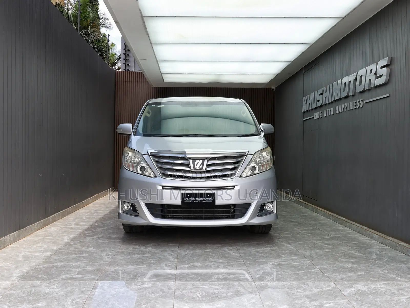 Toyota Alphard 2.4 Petrol AWD 2012 Silver