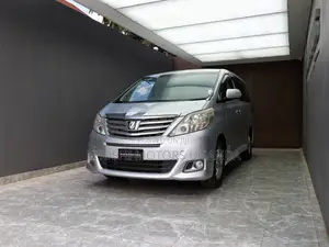 Toyota Alphard 2.4 Petrol AWD 2012 Silver