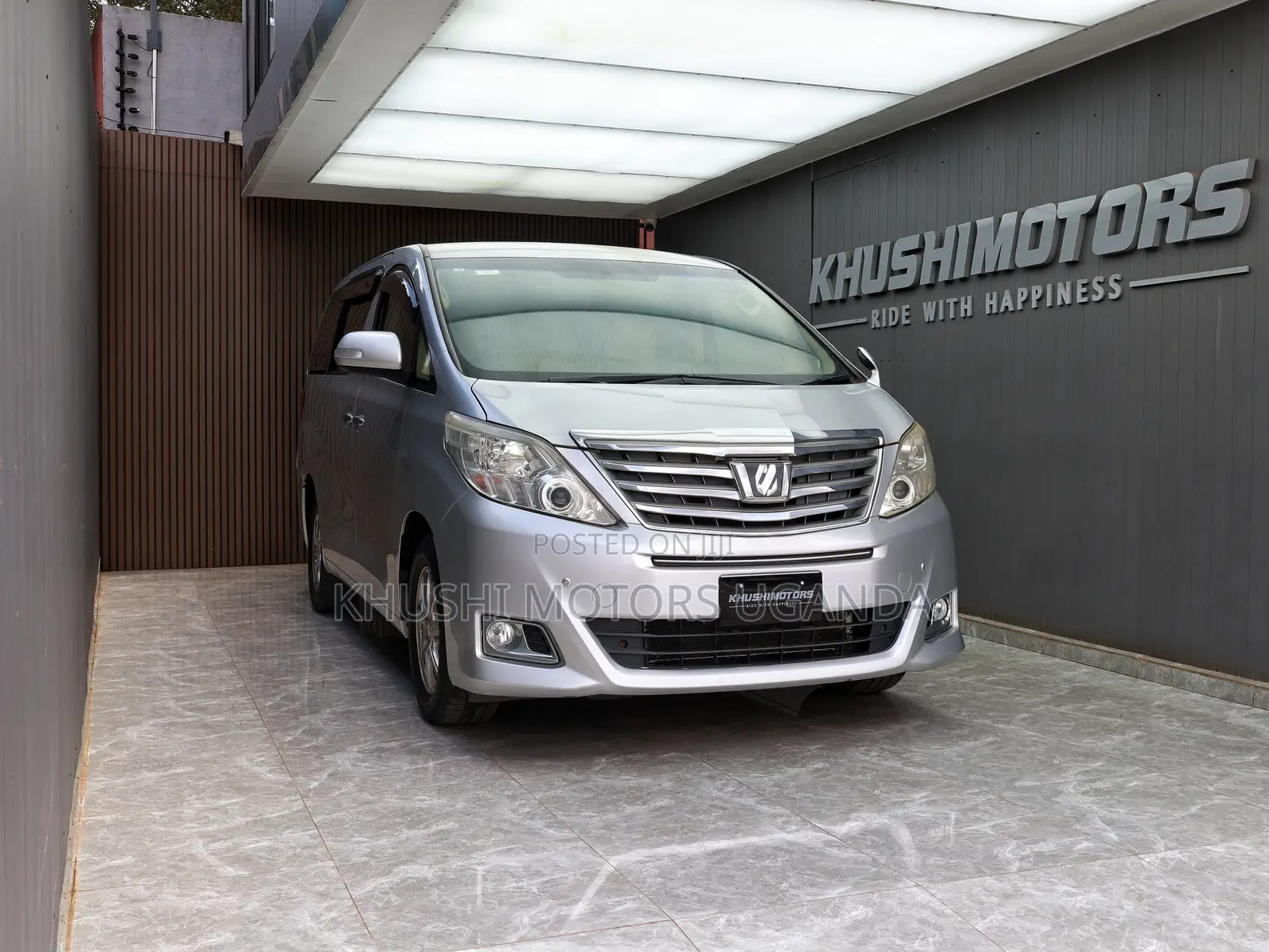 Toyota Alphard 2.4 Petrol AWD 2012 Silver