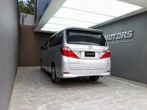 Toyota Alphard 2.4 Petrol AWD 2012 Silver