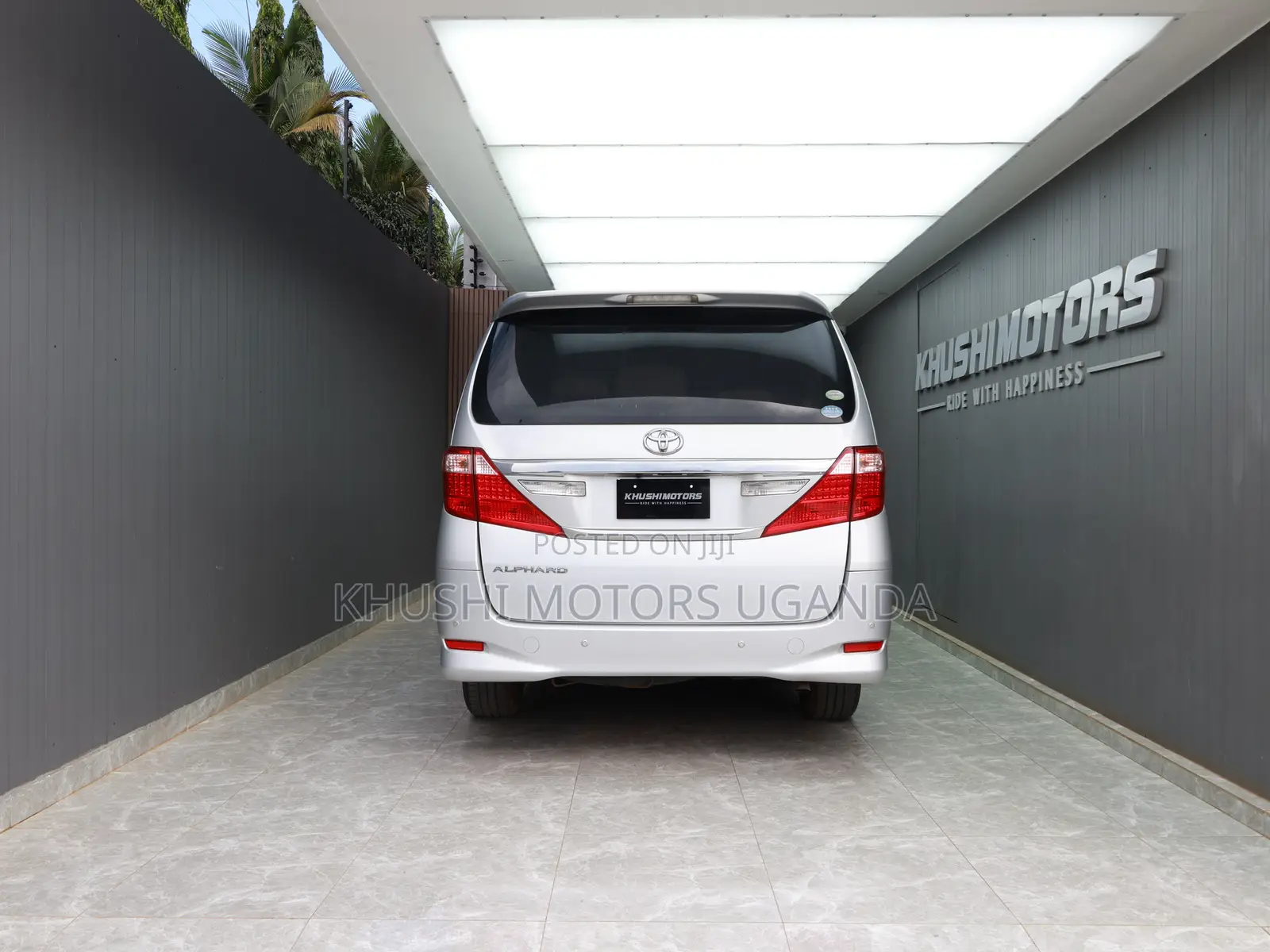 Toyota Alphard 2.4 Petrol AWD 2012 Silver