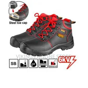 Ingco Insulated Safety Boots With Steel Toe Cap - Black