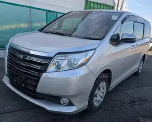 Toyota Noah 2.0 AWD (7 Seater) 2017 Silver