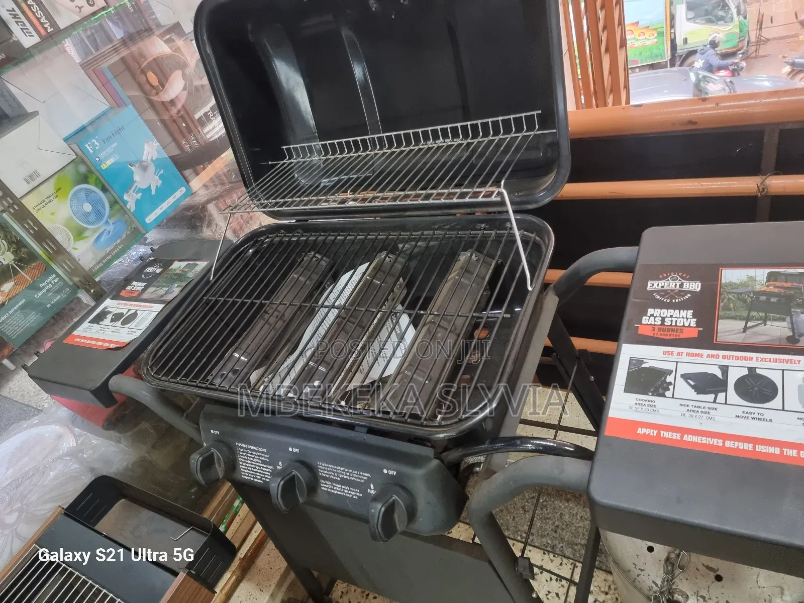 Portable 3-Burner Gas Barbecue Grill/BBQ Grill