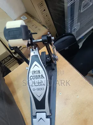 Drum Kick Iron Cobra