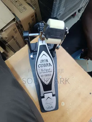 Drum Kick Iron Cobra