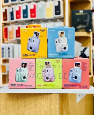 Fujifilm Instax Mini 12 Camera