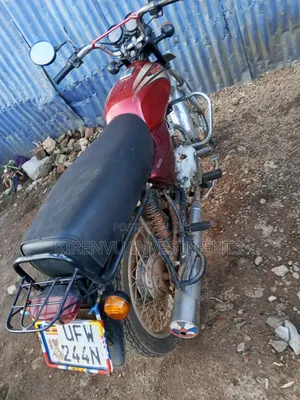 Bajaj Boxer 100 2018 Red