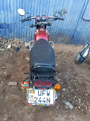 Bajaj Boxer 100 2018 Red