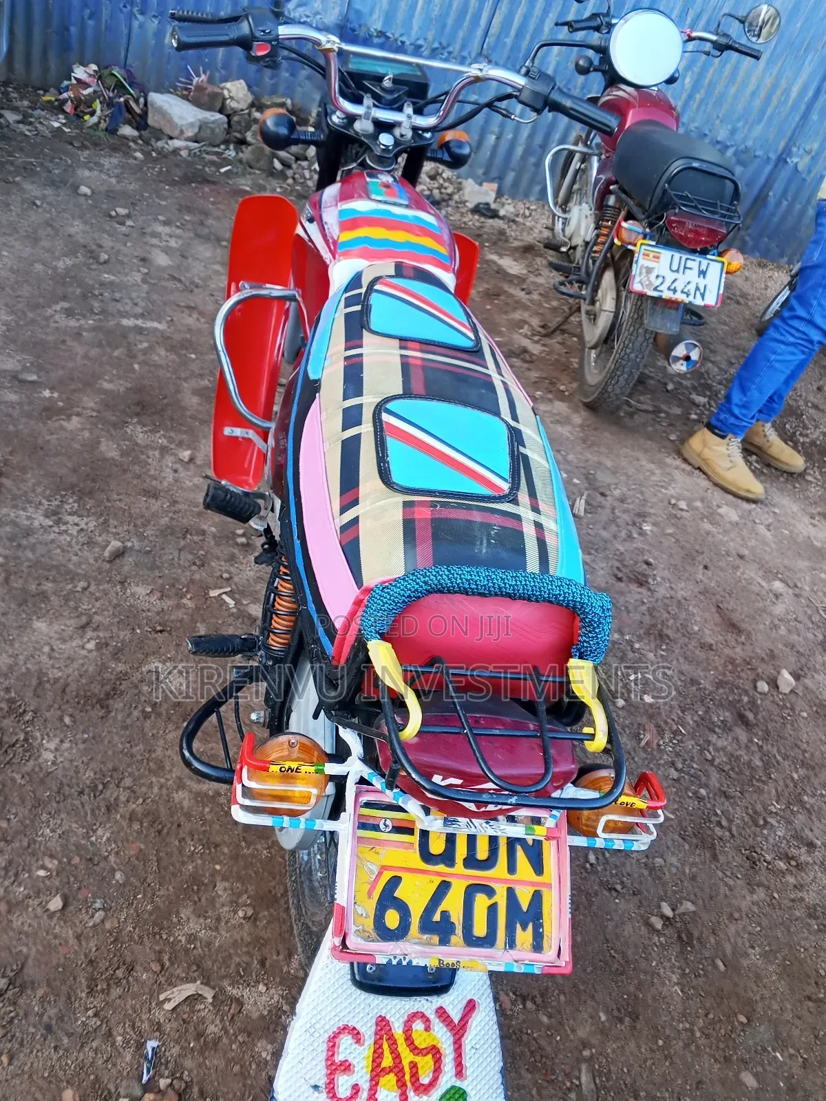 Bajaj Boxer 100 2016 Red