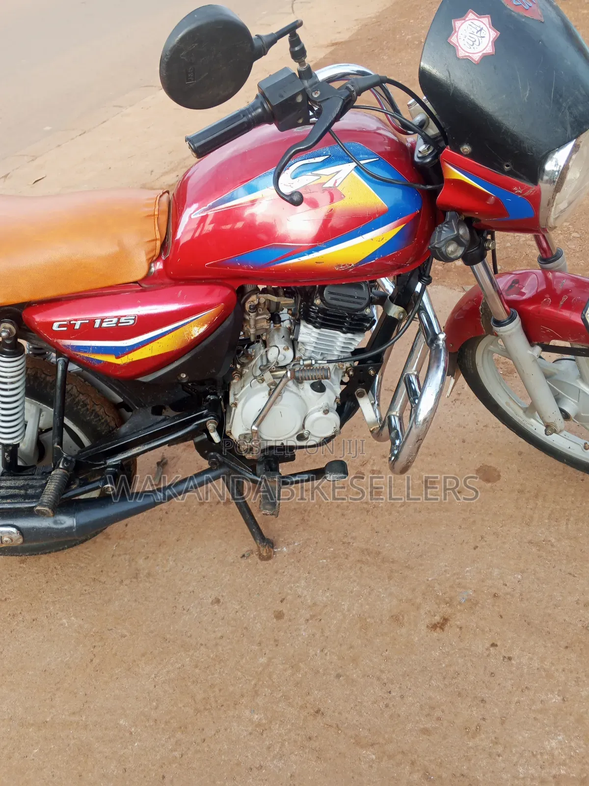Bajaj Boxer 125 2023 Red