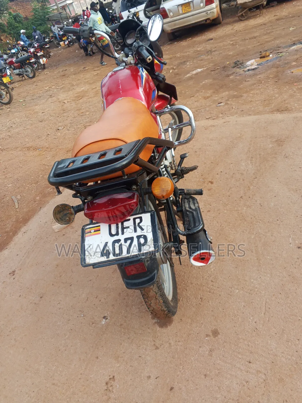 Bajaj Boxer 125 2023 Red