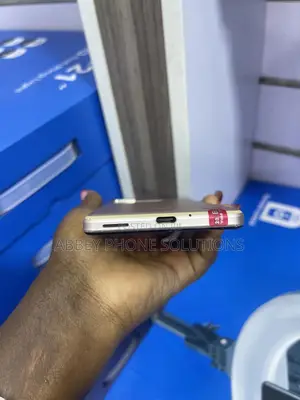 Sharp Aquos sense5G 64 GB Rose Gold