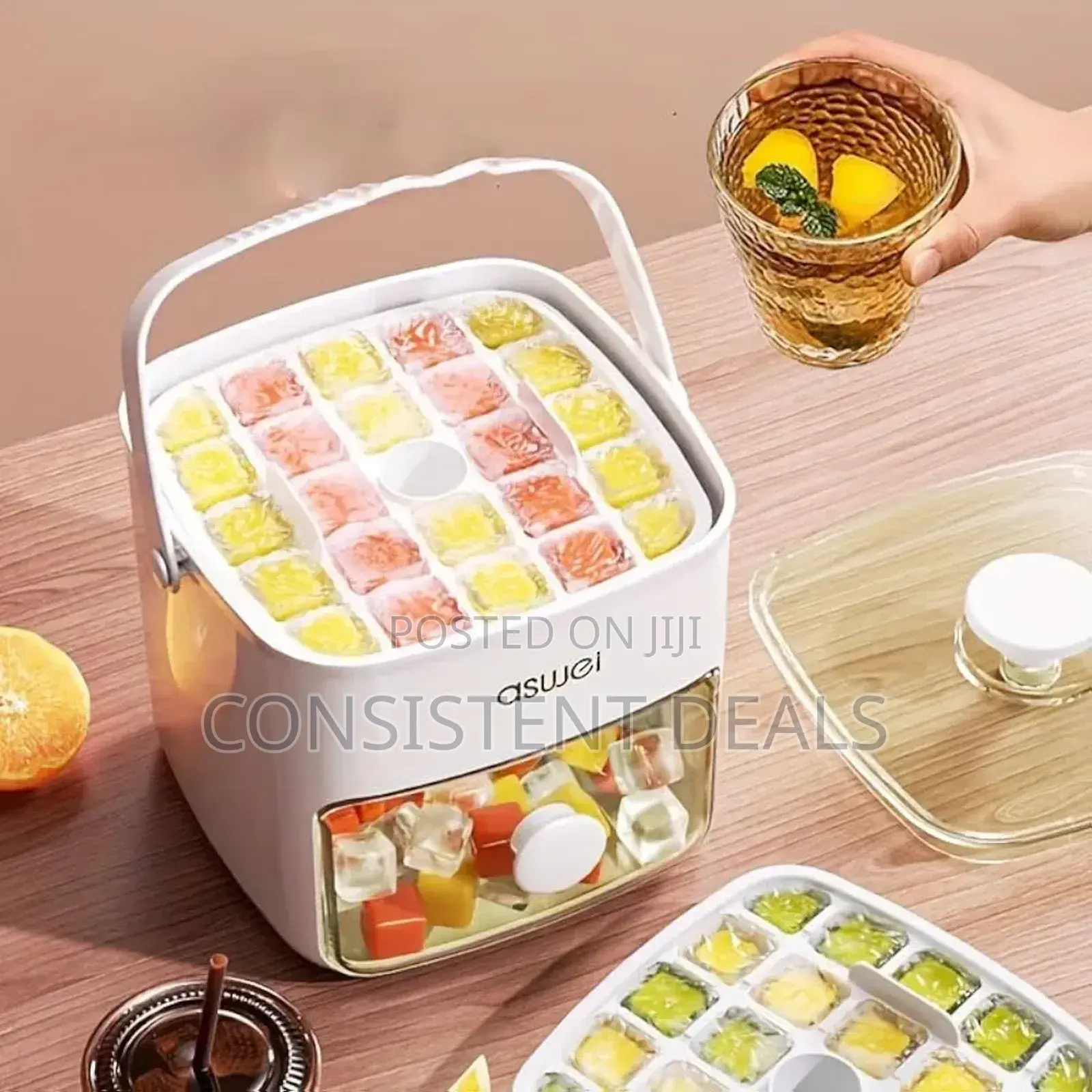 Ice Cube Maker With Tray And Lid, 2-in-1 Design, White