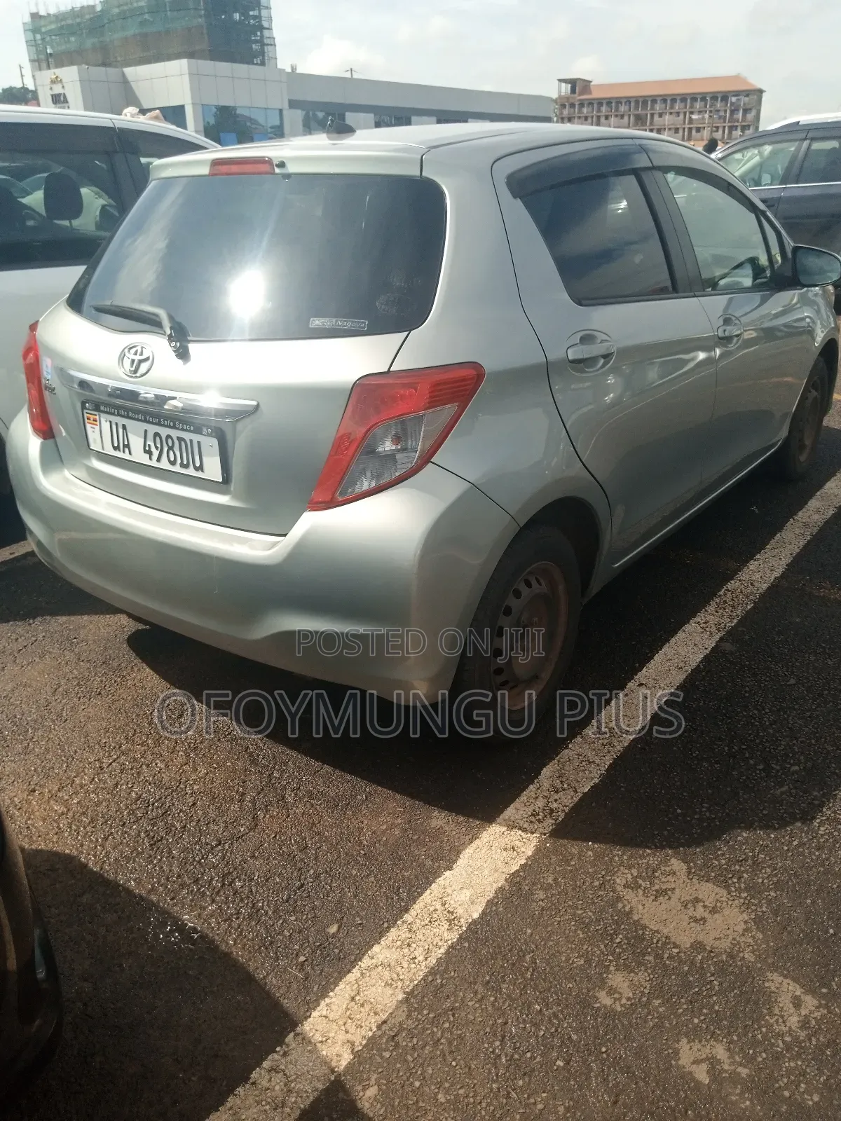 Toyota Vitz 2011 Green